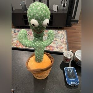 DANCING CACTUS TOY